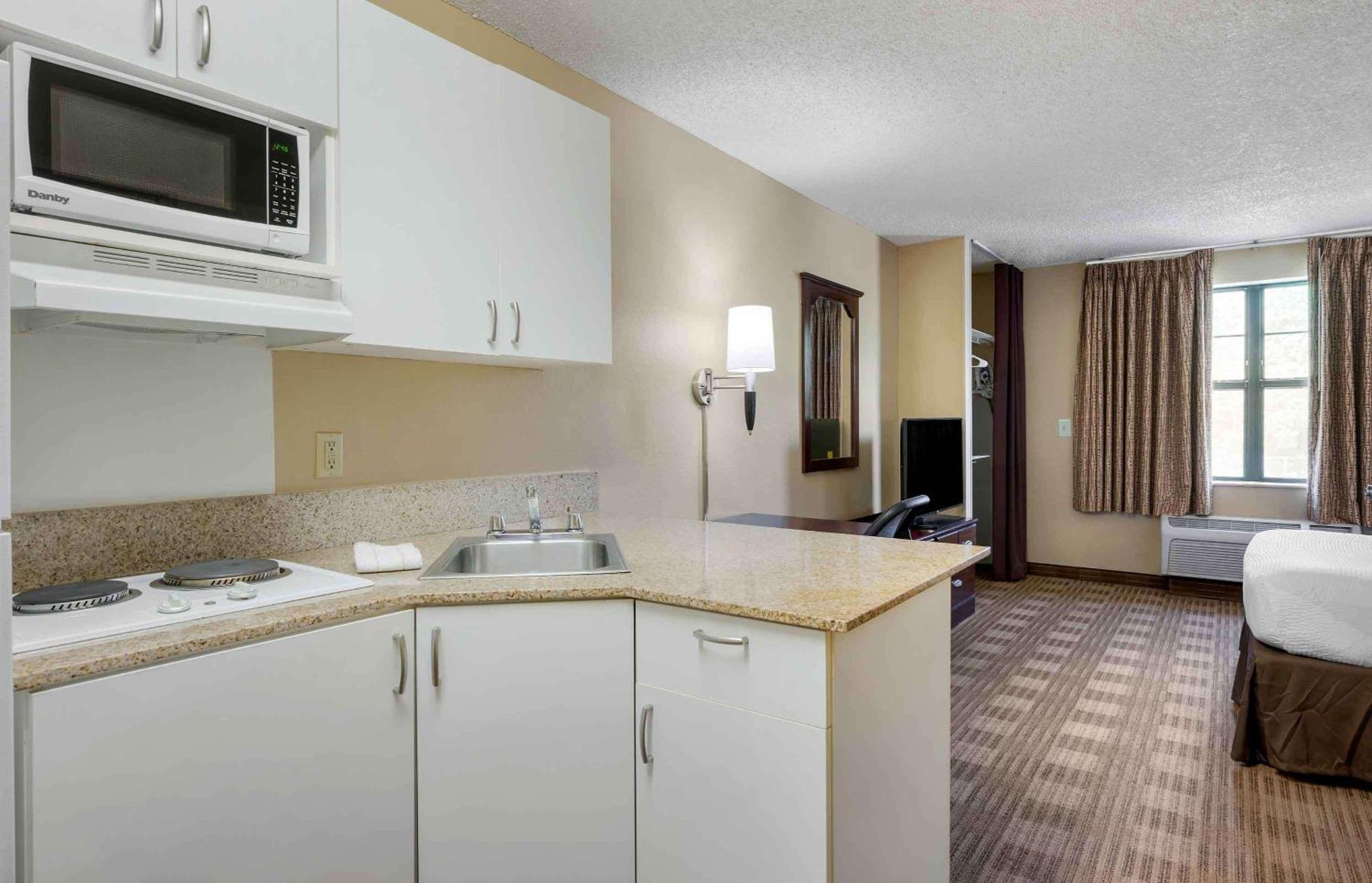 Extended Stay America Suites - Santa Barbara - Calle Real Goleta Extérieur photo