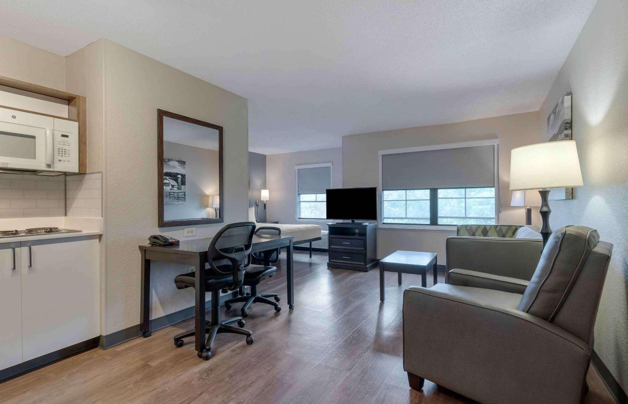 Extended Stay America Suites - Santa Barbara - Calle Real Goleta Extérieur photo